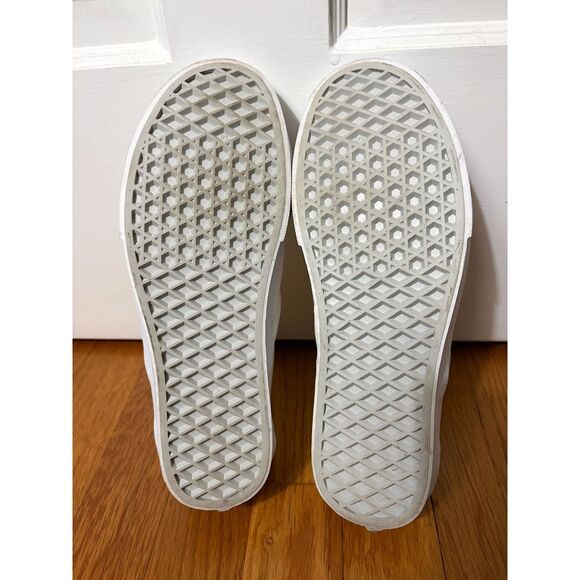 Vans Classic Slip-On Shoes – White Canvas – Women’s 8 / Men’s 6.5 - Picture 3 of 5